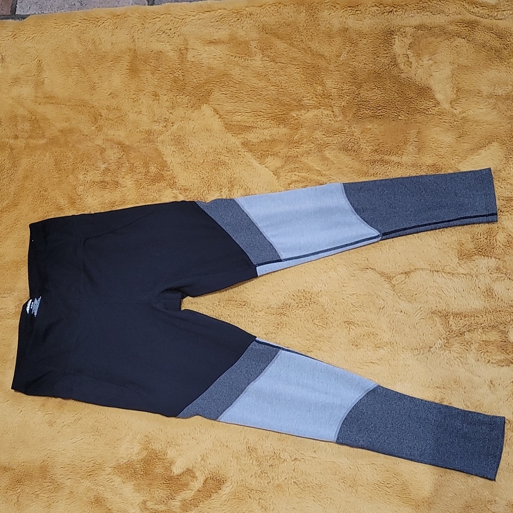 Avia Athletic Leggings Size M (8-10) - Picture 1 of 3